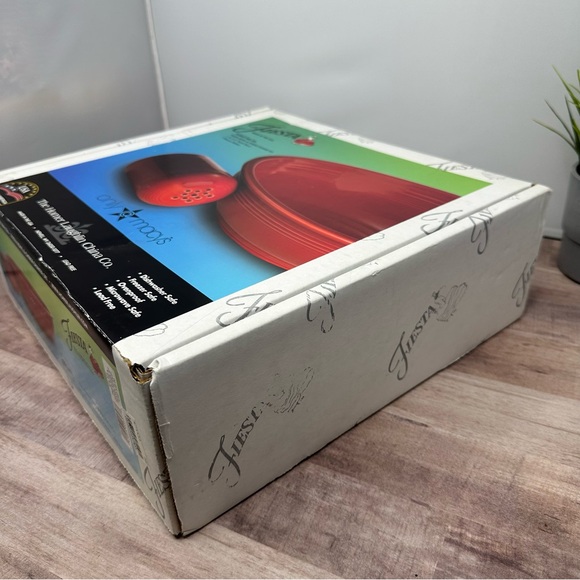 Fiesta Fiestaware SCARLET Pasta Bowl + Cheese Shaker SET New wBox - Picture 4 of 11